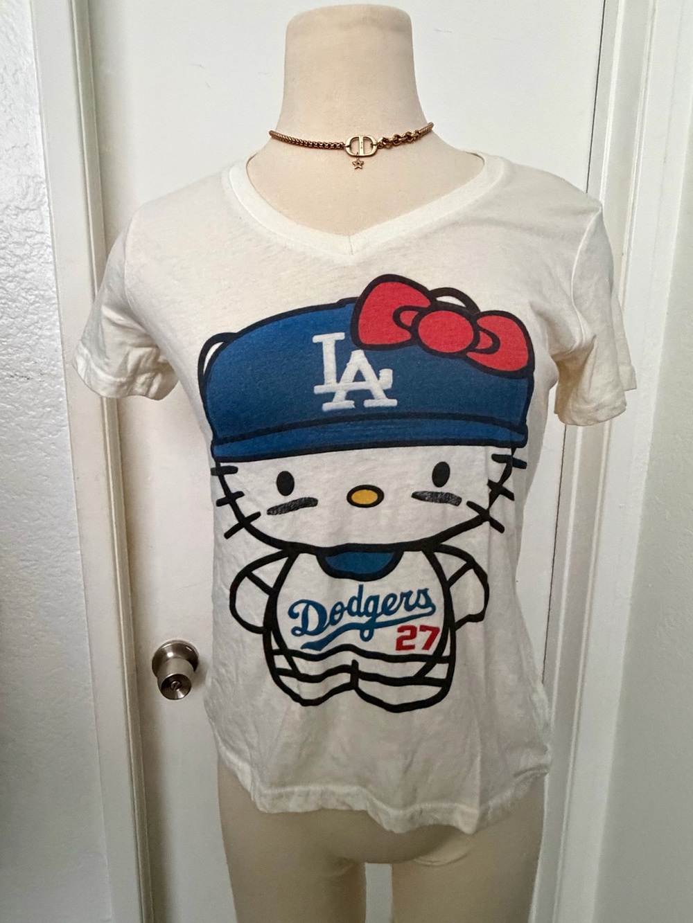 Hello Kitty Los Angeles Dodgers women’s Tee - White/Blue/Red